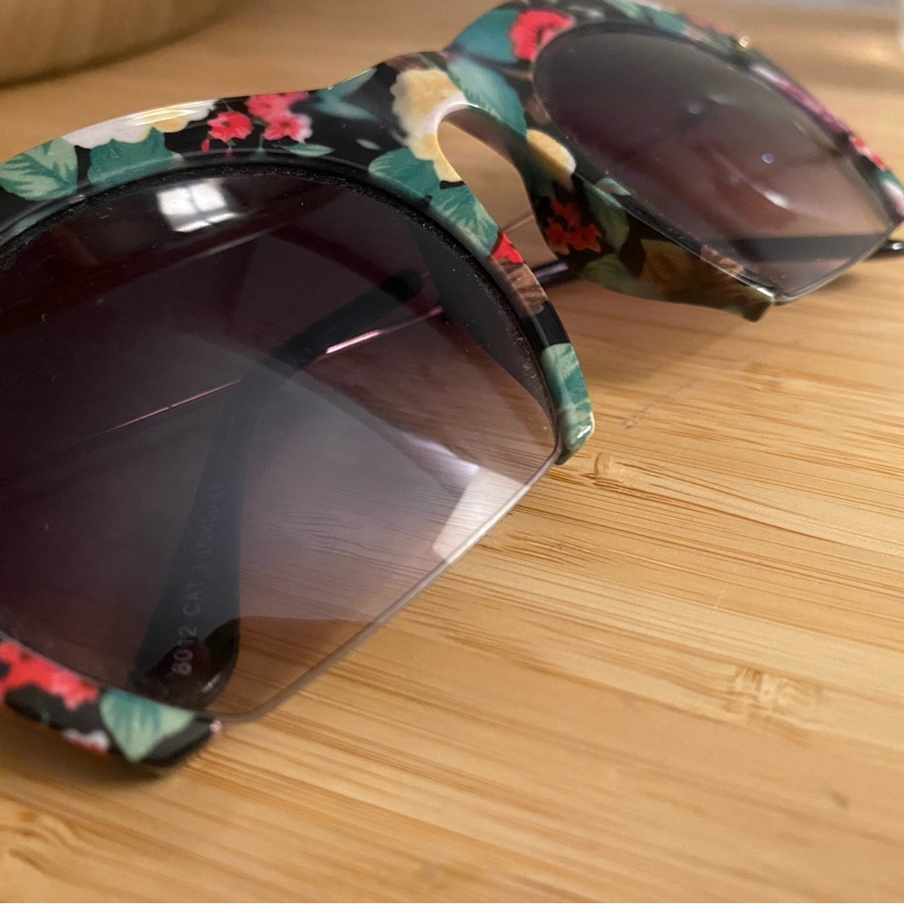 Floral Sunglasses - Unique Shape